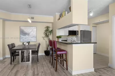 17150 N Bay Rd #2908, Sunny Isles Beach, FL 33160 - Photo 8