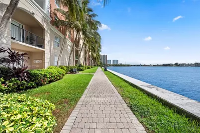 17150 N Bay Rd #2908, Sunny Isles Beach, FL 33160 - Photo 38