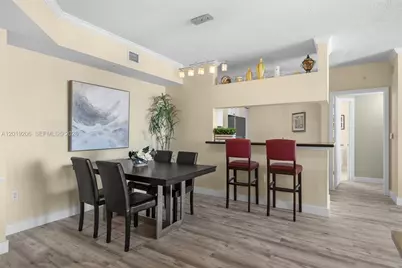 17150 N Bay Rd #2908, Sunny Isles Beach, FL 33160 - Photo 2