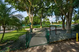 1000 Quayside Terrace, Miami, FL 33138 - Photo 36
