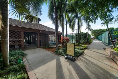 1000 Quayside Ter #901, Miami, FL 33138 - Photo 34