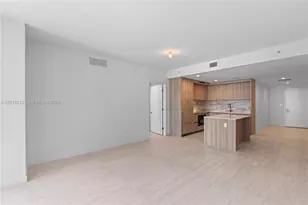 77 SE 5, Miami, FL 33131 - Photo 12