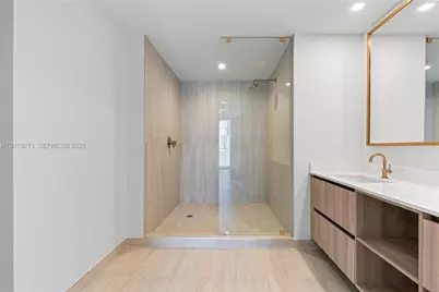 77 SE 5 #3702, Miami, FL 33131 - Photo 20