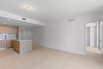 77 SE 5 #3702, Miami, FL 33131 - Photo 10