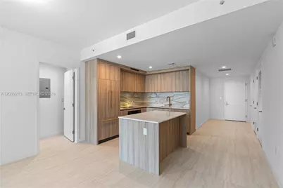 77 SE 5 #3702, Miami, FL 33131 - Photo 8