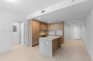 77 SE 5, Miami, FL 33131 - Photo 8