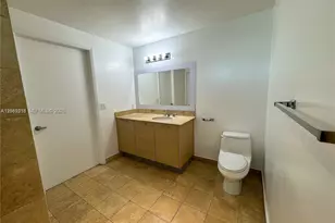 350 NE 24th St, Miami, FL 33137 - Photo 10