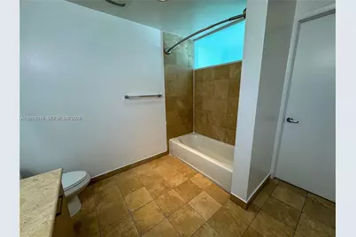350 NE 24th St #514, Miami, FL 33137 - Photo 12
