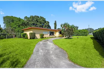 511 Dunad Ave, Opa Locka, FL 33054 - Photo 10