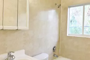 95 Edgewater Dr, Coral Gables, FL 33133 - Photo 12
