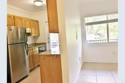 95 Edgewater Dr #207, Coral Gables, FL 33133 - Photo 6