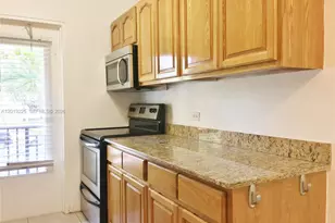 95 Edgewater Dr, Coral Gables, FL 33133 - Photo 6