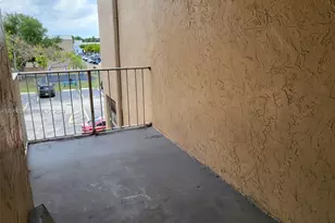 10801 SW 109th Ct, Miami, FL 33176 - Photo 6