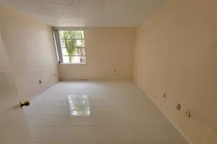 10801 SW 109th Ct, Miami, FL 33176 - Photo 14
