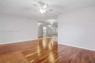 151 SW 134th Way, Pembroke Pines, FL 33027 - Photo 2