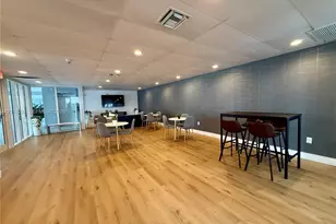 170 SE 14th St, Miami, FL 33131 - Photo 24