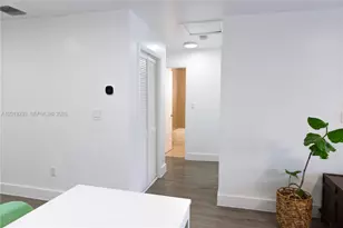 6863 NW 2nd Ave, Miami, FL 33150 - Photo 10