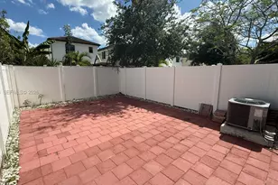 3440 W 111th Pl, Hialeah, FL 33018 - Photo 8