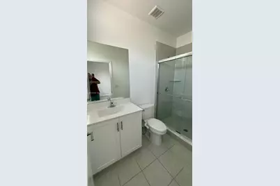 3440 W 111th Pl, Hialeah, FL 33018 - Photo 6