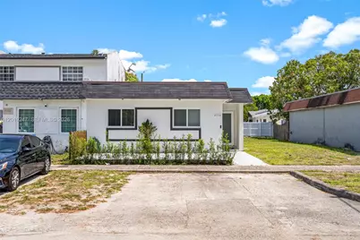 21110 NW 39th Ave, Miami Gardens, FL 33055 - Photo 1
