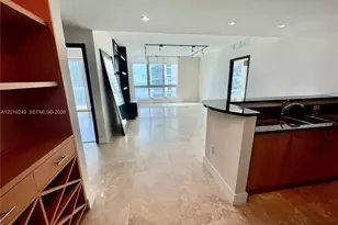 300 S Biscayne Blvd, Miami, FL 33131 - Photo 6