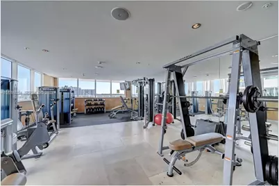 400 Sunny Isles Blvd #801, Sunny Isles Beach, FL 33160 - Photo 32