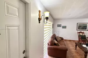 8480 SW 156th Pl, Miami, FL 33193 - Photo 12