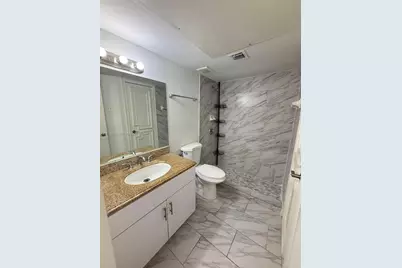 18328 NW 68th Ave #N, Hialeah, FL 33015 - Photo 6