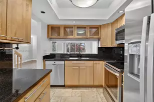 7957 NW 7th Ct, Plantation, FL 33324 - Photo 8
