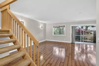 7957 NW 7th Ct, Plantation, FL 33324 - Photo 6