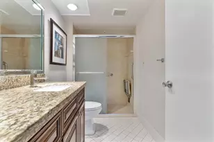 13700 SW 14th St, Pembroke Pines, FL 33027 - Photo 32
