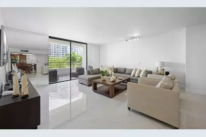 500 Three Islands Blvd #206, Hallandale Beach, FL 33009 - Photo 4