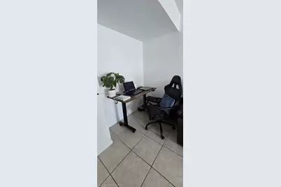 2475 NW 16th St Rd #504, Miami, FL 33125 - Photo 10