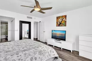 2450 NE 135th St, North Miami, FL 33181 - Photo 16
