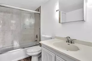 2450 NE 135th St, North Miami, FL 33181 - Photo 20
