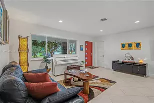 13811 SW 26th St, Davie, FL 33325 - Photo 4