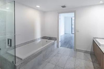 801 S Miami Ave #3905, Miami, FL 33130 - Photo 12