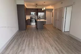 9000 Ramblewood Dr, Coral Springs, FL 33071 - Photo 14
