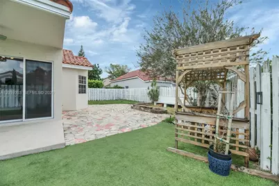 535 Somerset Way, Weston, FL 33326 - Photo 34