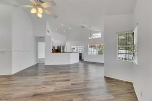 535 Somerset Way, Weston, FL 33326 - Photo 6