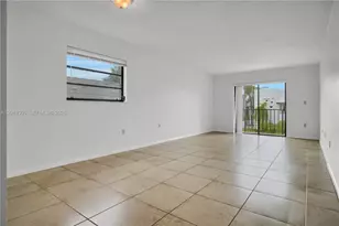 950 Euclid Ave, Miami Beach, FL 33139 - Photo 4