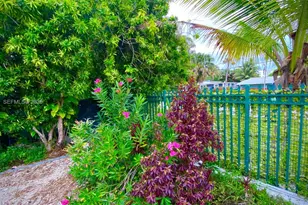 13550 S Biscayne River Rd, Miami, FL 33161 - Photo 42