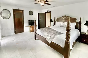13550 S Biscayne River Rd, Miami, FL 33161 - Photo 12