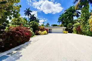 13550 S Biscayne River Rd, Miami, FL 33161 - Photo 10