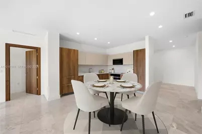 701 Valencia Ave #504, Coral Gables, FL 33134 - Photo 4