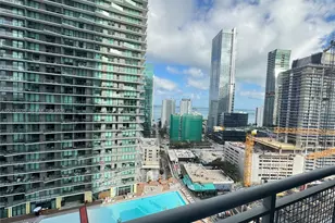 60 SW 13th St, Miami, FL 33130 - Photo 10