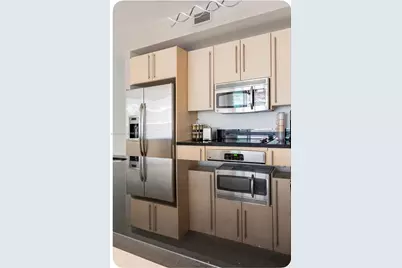 1111 SW 1 Ave #2215, Miami, FL 33130 - Photo 12