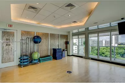 1111 SW 1 Ave #2215, Miami, FL 33130 - Photo 20