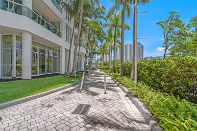 16500 Collins Ave #652, Sunny Isles Beach, FL 33160 - Photo 24