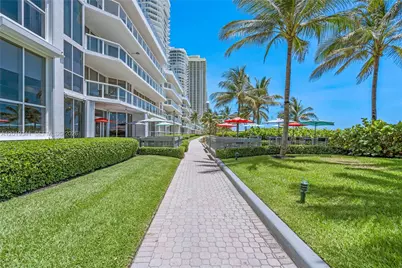 16500 Collins Ave #652, Sunny Isles Beach, FL 33160 - Photo 16